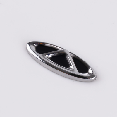 Etichette metalliche per automobili in argento nickel personalizzate e prodotte colore personalizzato