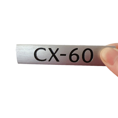 Logo in metallo personalizzato con manica di prodotti in alluminio a forma personalizzata