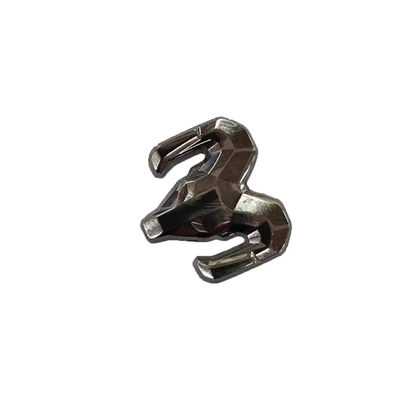 Segni metallici elettroformati in nichel argento La soluzione definitiva per le esigenze di marca finale