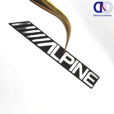 Logo personalizzato accettabile Metal Car Logo LED per la personalizzazione finale dell'auto