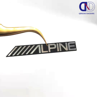 Logo personalizzato accettabile Metal Car Logo LED per la personalizzazione finale dell'auto
