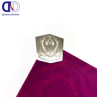 Logo del cliente Loghi in metallo in acciaio inossidabile con argento di nichel